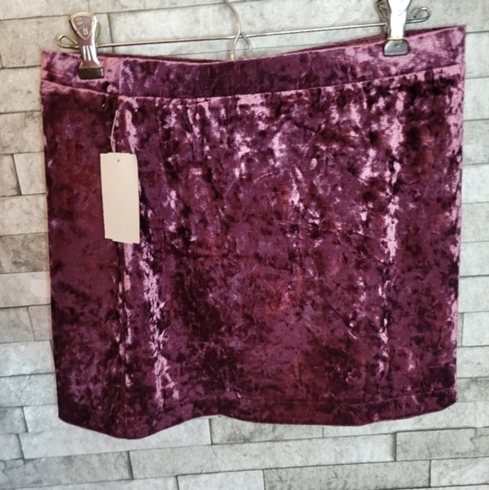 Abound NWT Size Medium Purple Velour‎ Mini Skirt Nordstrom